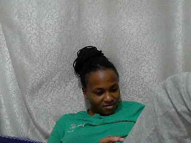 Caroldoly webcam