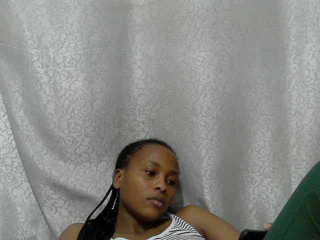 Caroldoly webcam