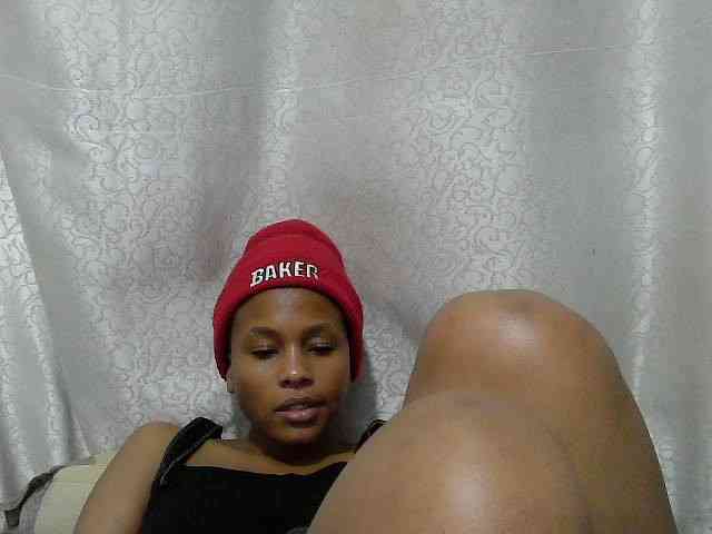 Caroldoly webcam