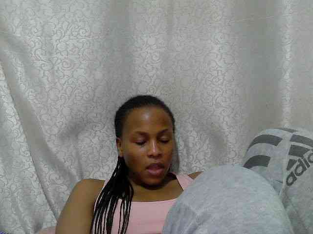 Caroldoly webcam