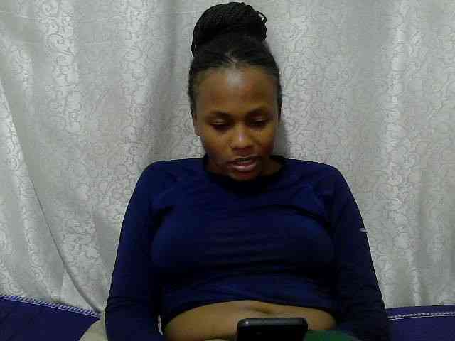 Caroldoly webcam