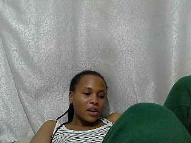 Caroldoly webcam