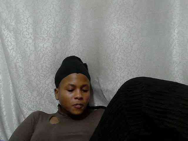 Caroldoly webcam