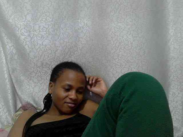 Caroldoly webcam