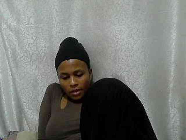 Caroldoly webcam