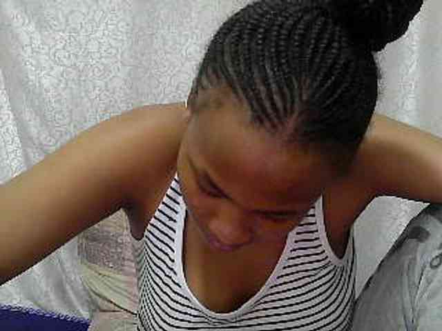 Caroldoly webcam