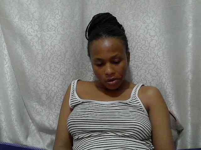 Model: Caroldoly