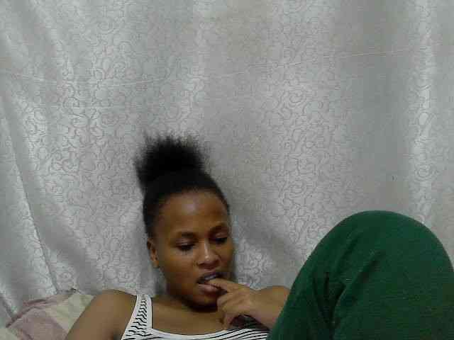Caroldoly webcam