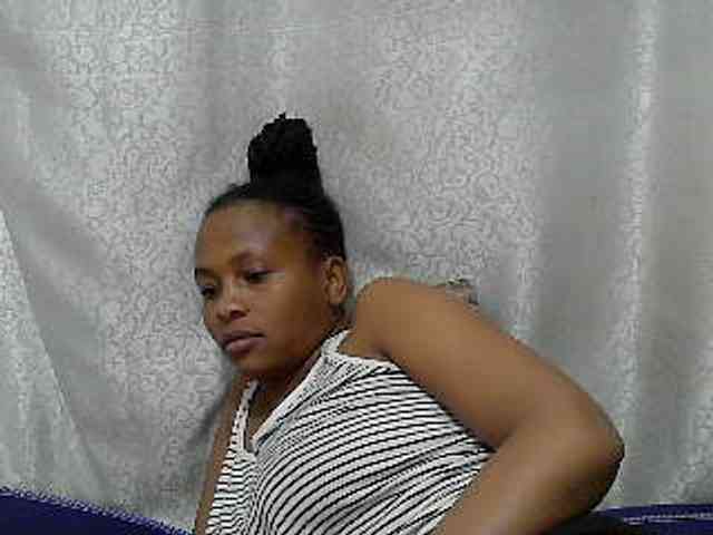 Caroldoly webcam