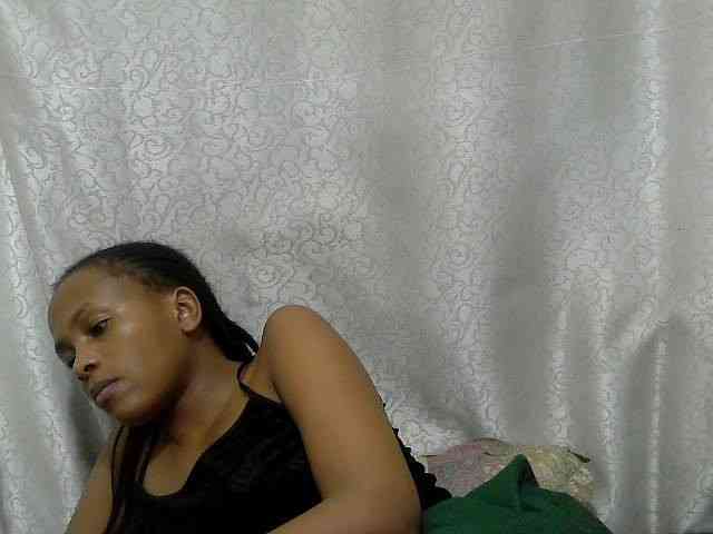 Caroldoly webcam