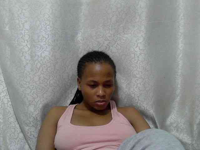 Caroldoly webcam