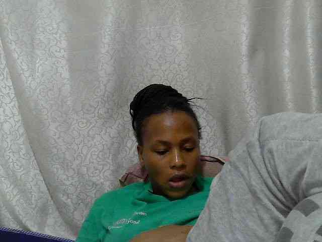 Caroldoly webcam