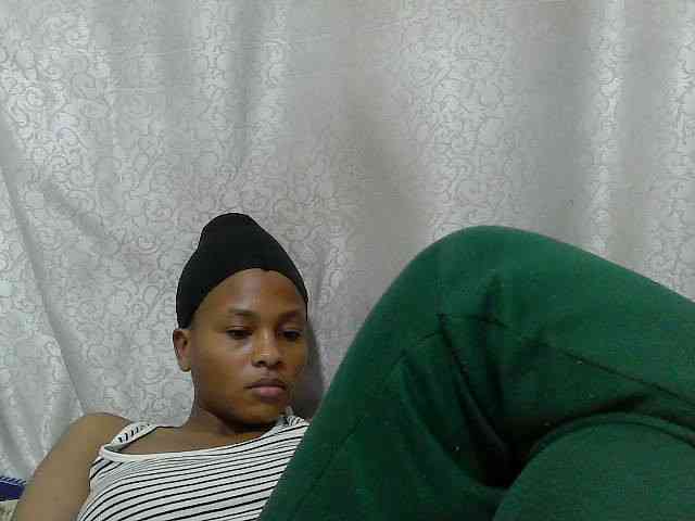 Caroldoly webcam