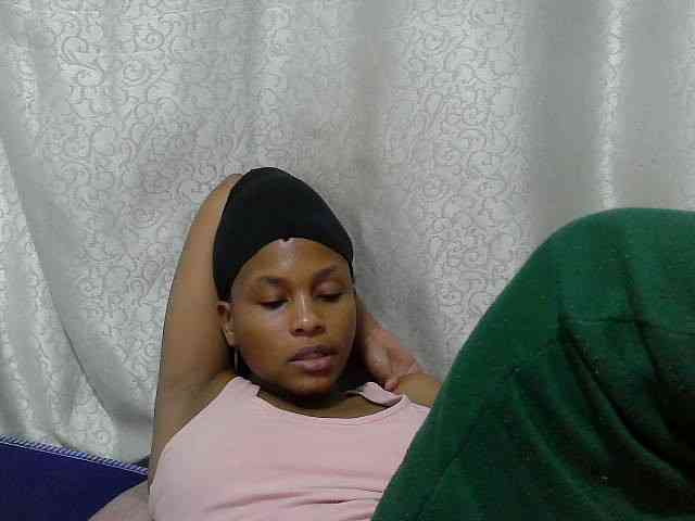 Caroldoly webcam