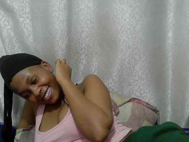 Caroldoly webcam