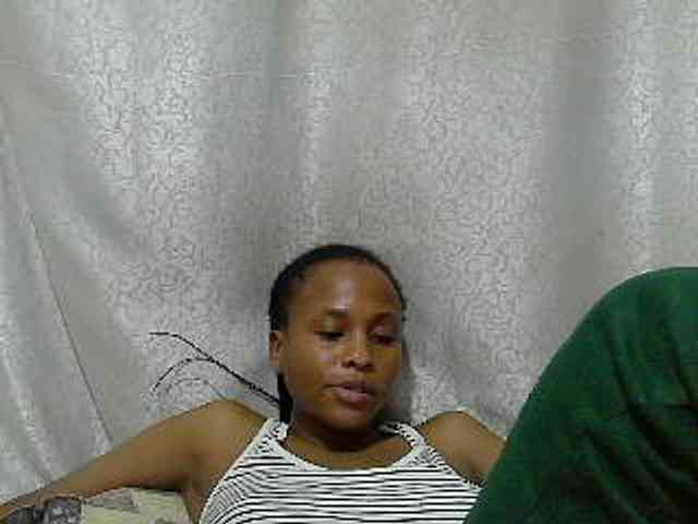 Caroldoly webcam