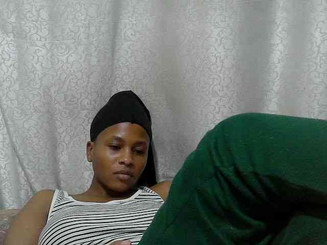 Caroldoly webcam