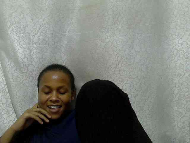 Caroldoly webcam