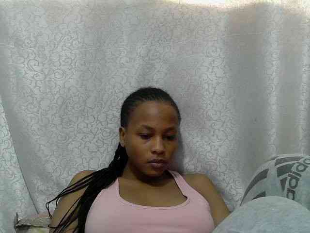 Caroldoly webcam