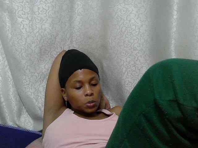 Caroldoly webcam