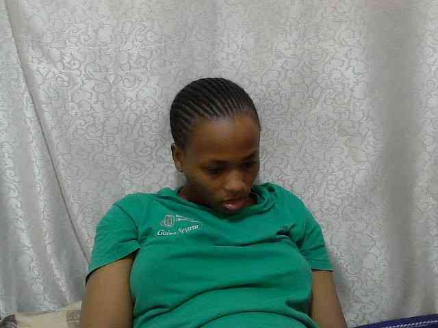 Caroldoly webcam