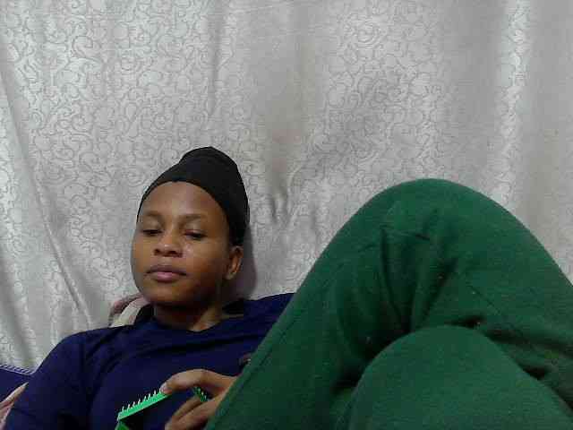 Caroldoly webcam