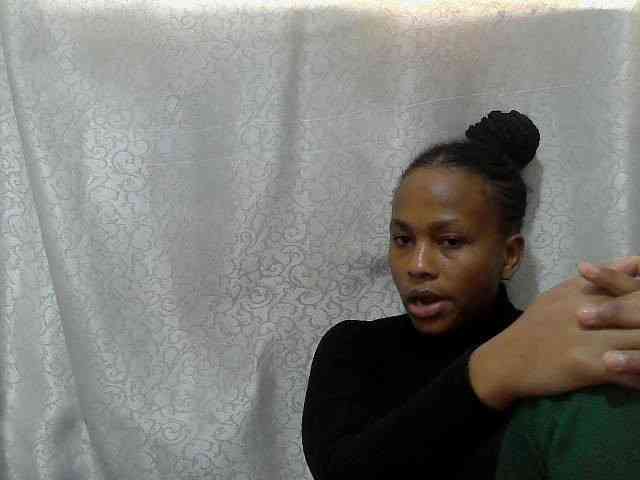 Caroldoly webcam