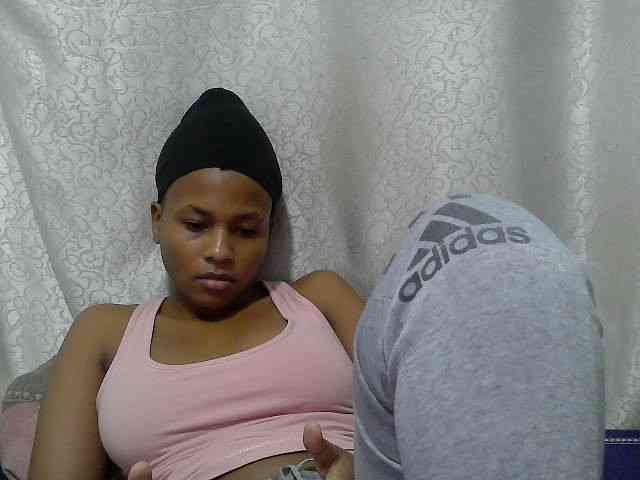 Caroldoly webcam
