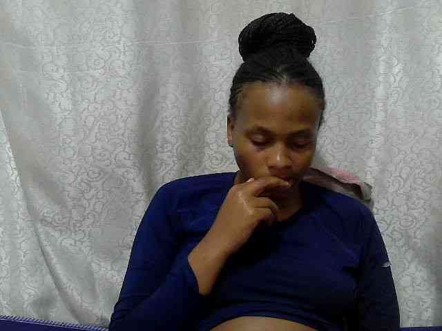 Caroldoly webcam