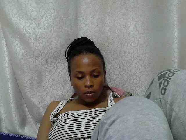Caroldoly webcam