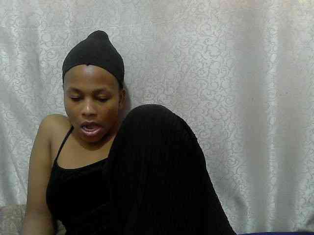 Caroldoly webcam