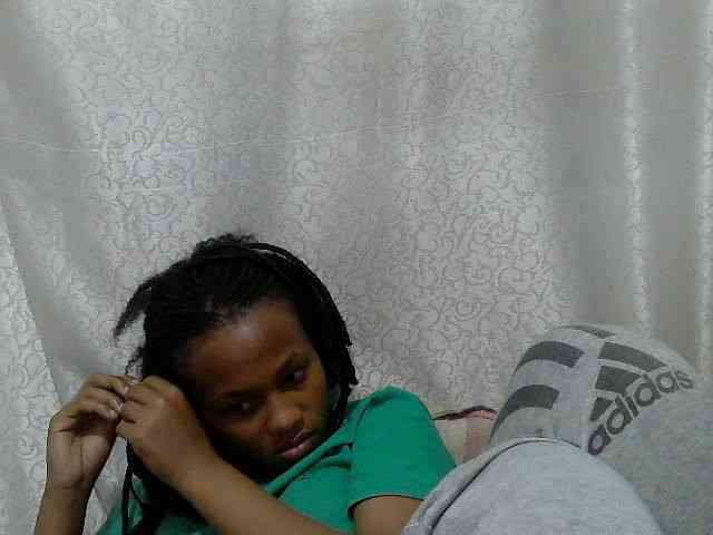 Caroldoly webcam