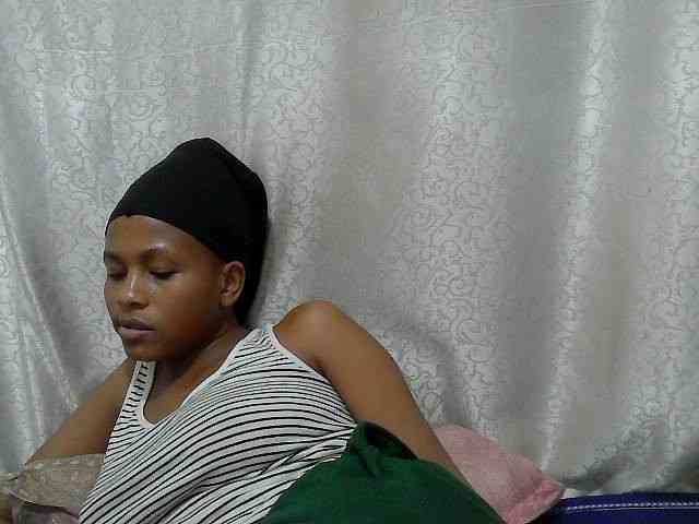 Caroldoly webcam