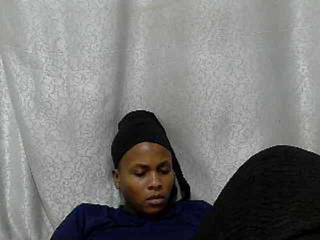 Caroldoly webcam