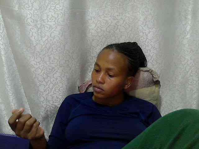 Caroldoly webcam