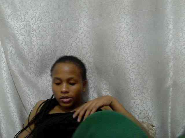 Caroldoly webcam