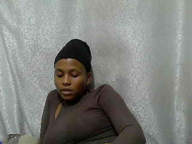 Caroldoly webcam
