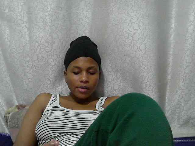 Caroldoly webcam