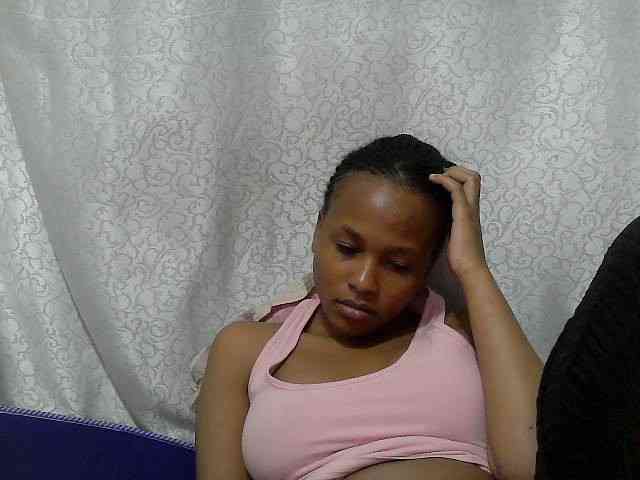 Caroldoly webcam