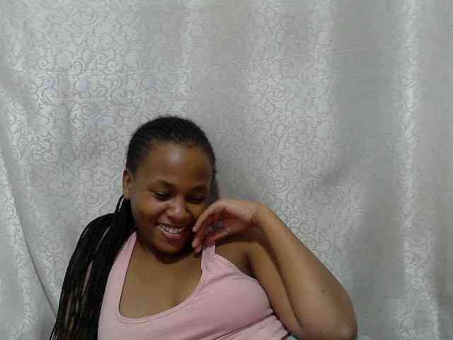 Caroldoly webcam