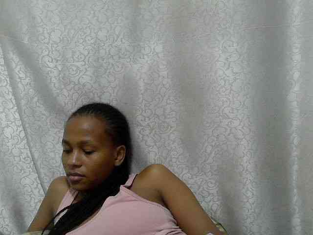 Caroldoly webcam