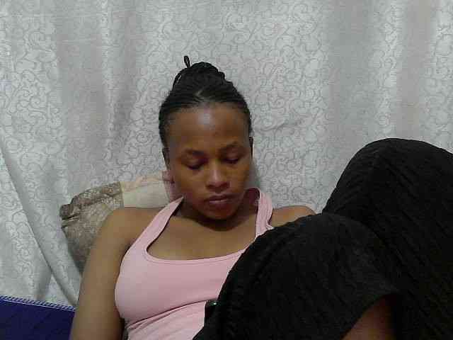 Caroldoly webcam
