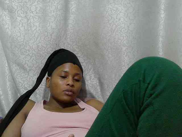 Caroldoly webcam