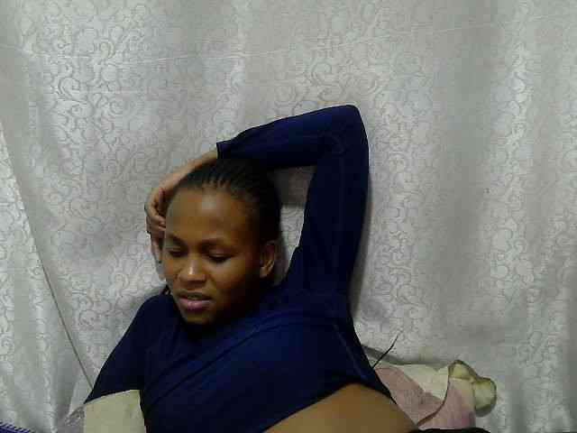 Caroldoly webcam