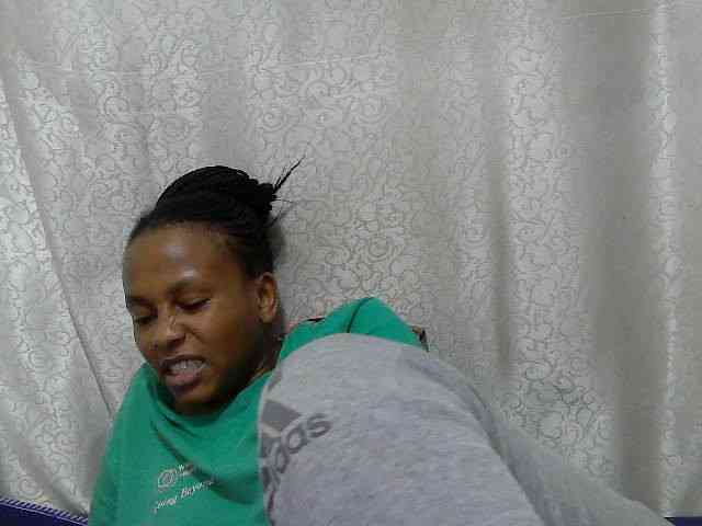 Caroldoly webcam