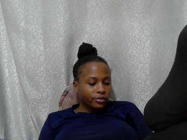 Caroldoly webcam