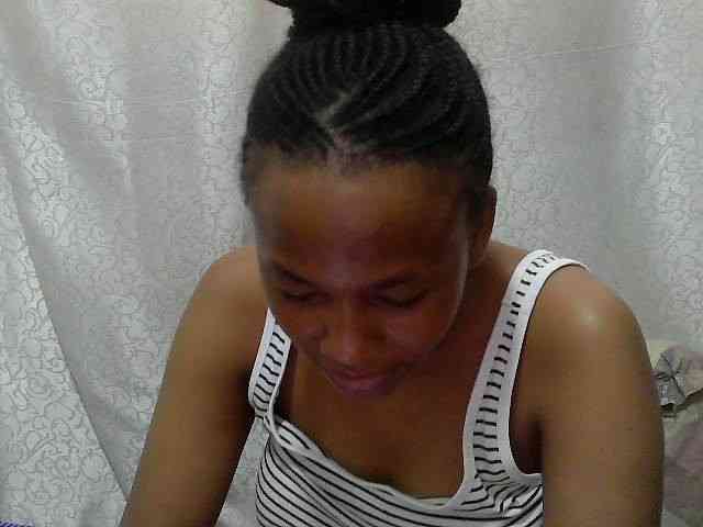 Caroldoly webcam