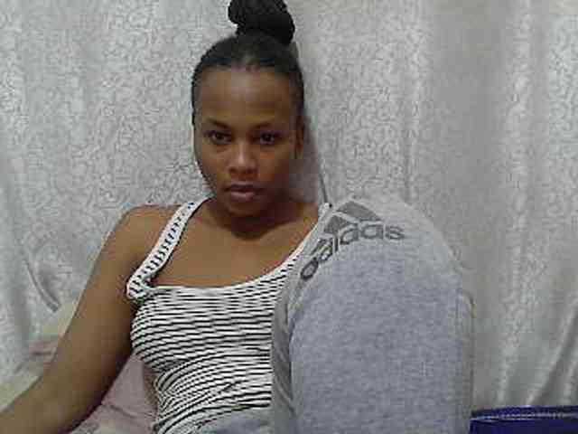 Caroldoly webcam