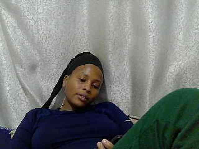 Caroldoly webcam