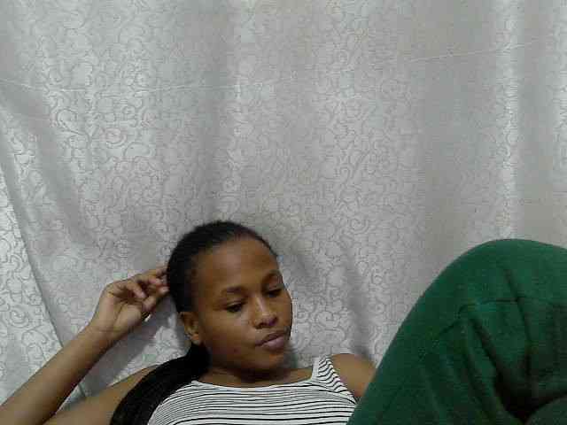 Caroldoly webcam